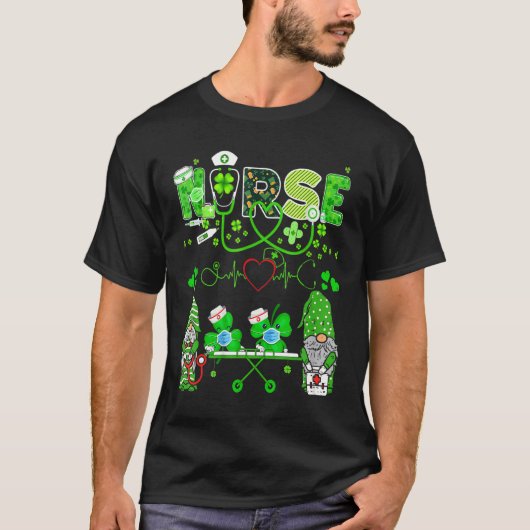 Funny Nurse Life Irish Gnomes Nurse Shamrock St Pa T-shirt (Voorkant)