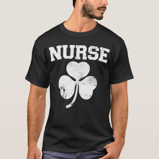 Funny Nurse Shamrock Retro St Patrick's Day Irish T-shirt (Voorkant)