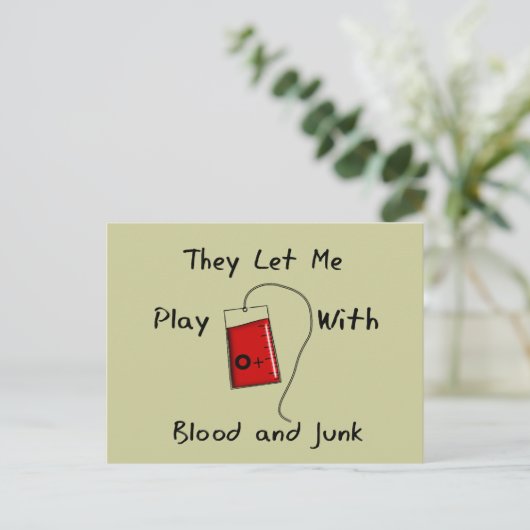 Funny Nursing Student geeft "Bloed and Junk" Briefkaart (Staand voorkant)
