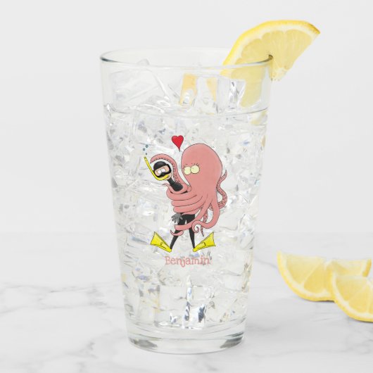 Funny octopus hugs diver cartoon humor glas (Achterkant ijs)