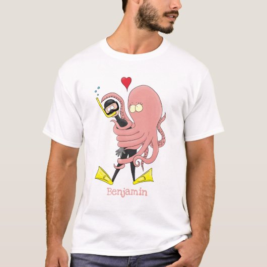 Funny octopus hugs diver cartoon humor t-shirt (Voorkant)