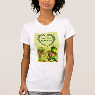 FUNNY OUDE FASHION ST.PATRICK'S DAY CATS MET HEART T-SHIRT