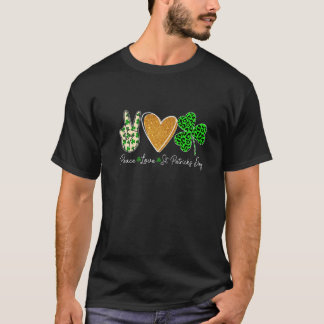 Funny Peace Sign Heart Shamrock Peace Love St Patr T-shirt