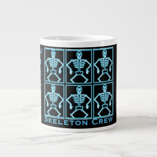 Funny Personalized Blue "Skeleton Crew" Grote Koffiekop