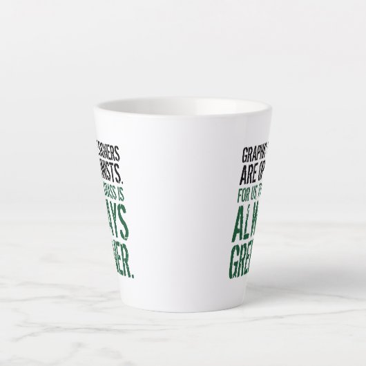 Funny Quote: Grafische ontwerpers zijn optimisten Latte Mok (Voorkant)