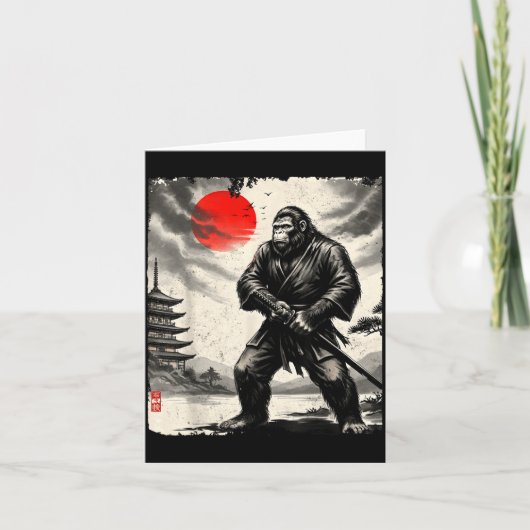 Funny Samurai Bigfoot Japanese Art Graphic Tee Ani Kaart (Voorkant)