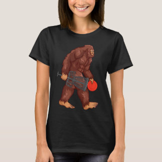 Funny Sasquatch Lover Disc Golf Gift Bigfoot Disc  T-shirt