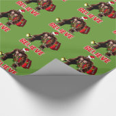 Funny Sasquatch Santa Claus Design Cadeaupapier (Hoek)