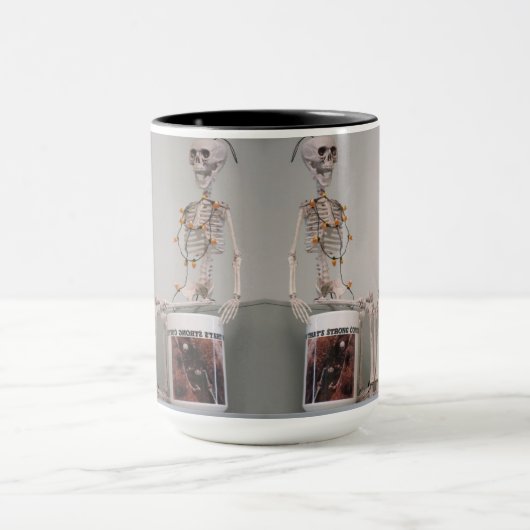 Funny Scary Skeleton Botten Coffee Halloween Desig Mok (Midden)