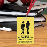 Funny School Bathroom Hall Pass Badge<br><div class="desc">Le badge de la salle de bain étudiante de l'enseignant humoristique fait en jaune avec un pochoir noir comme des figures d'un garçon et d'une fille en besoin urgent. Personnalisez les champs de texte pour lire ce que vous voulez.</div>