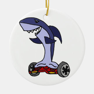 Funny Shark op Red Hoverboard Keramisch Ornament