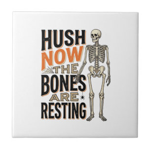 Funny Skeleton T-shirt, Stilstaan nu Halloween-gra Tegeltje