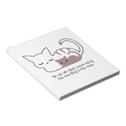 Funny Slapende Kat Pun en Art II Notitieblok (Schuin)