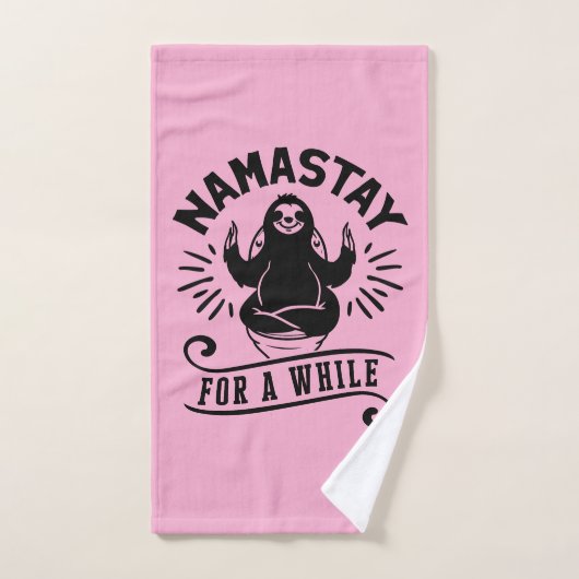 Funny Sloth Bathroom Humor Namastay Handdoek (Handdoek)