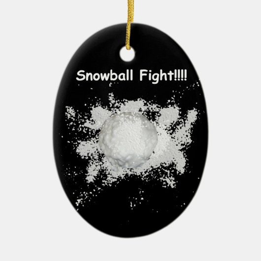 Funny Snowball Fight Kerstmis Ornament (Voorkant)