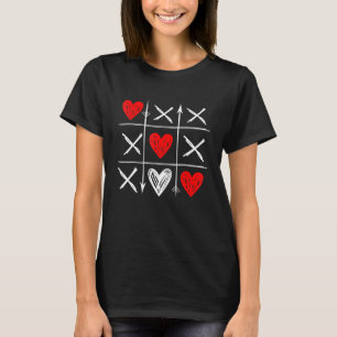 Funny Tic Tac Toe Game Cute Valentine Day Fiance G T-shirt