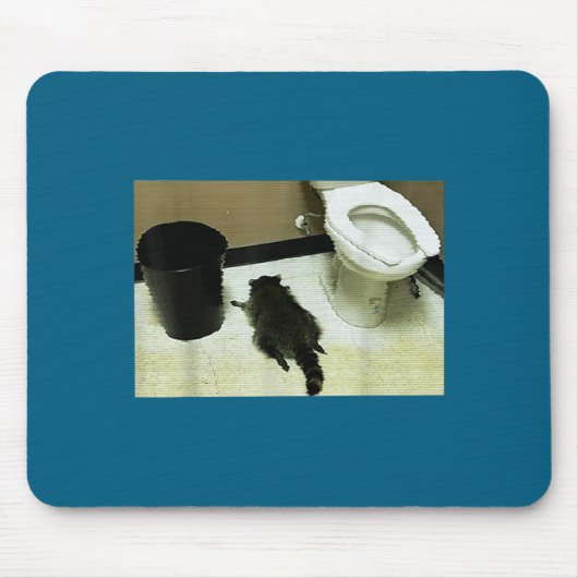 Funny Trashed Panda Drunk Racoon Muismat (Voorkant)