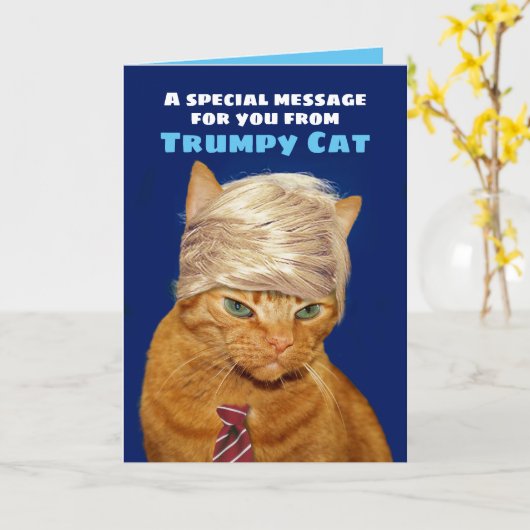 Funny Trumpy Cat Birthday Message Kaart (Gele Bloem)