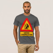 Funny Under Construction Graphic T-Shirt – Bureau (Devant entier)