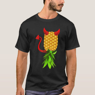 Funny Upside Down Pineapple Swinger Men Women T-shirt