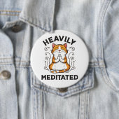Funny Yoga Kat Mediterende Button (In situ)