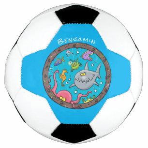 Funny zee, onderwatertrekkend, cartoon voetbal