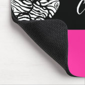 Fuschia roze zwarte witte zebra patroon hartnaam muismat (Hoek)