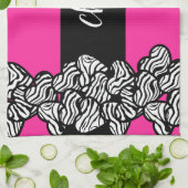 Fuschia roze zwarte witte zebra patroon hartnaam theedoek (Gevouwen)