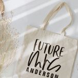 Futur mrs typographie fiançailles mariage cadeau<br><div class="desc">Futur mrs élégante simple typographie cadeau de mariée fiançailles. Design moderne et graphique.</div>