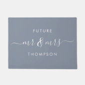Future Mr en Mrs Hand Modern Script Dusty Blue Deurmat (Voorkant)