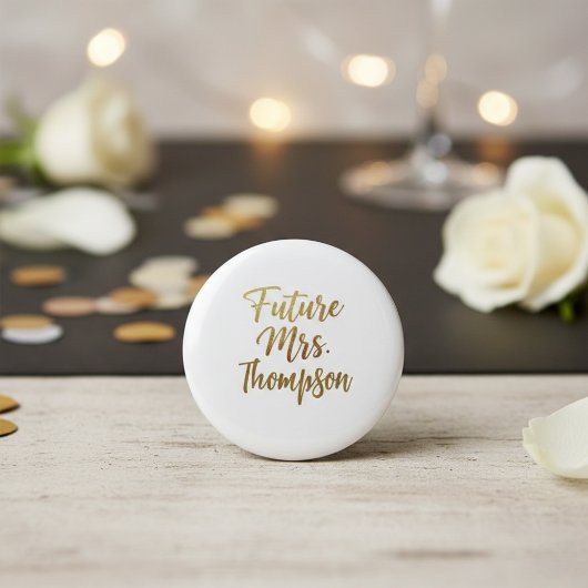 Future Mrs Gold Script Button Pin