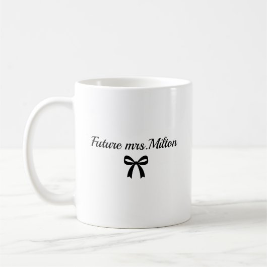 Future Mrs Mug Engagement Gift For Bride To Be (Gauche)