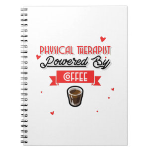 Fysische therapist aangedreven door koffie notitieboek