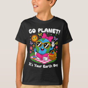 Ga naar planeet! aarde dag 2026 schattige leraar k t-shirt