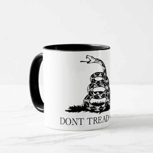 Gadsden Rattlesnake Flag: Revolutionaire Oorlog 17 Mok (Voorkant links)