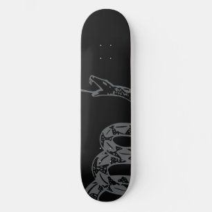 Gadsden-vlag 'Dreig niet op mij' in grijs Skateboard