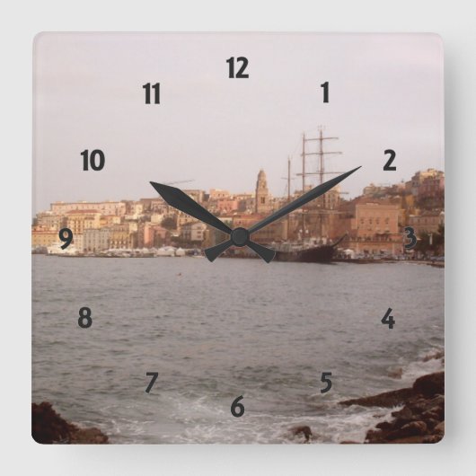 Gaeta Uitzicht Wall Clock Vierkante Klok (Voorkant)