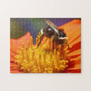 Gaffez la conception de puzzle d'abeille