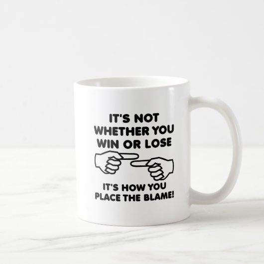 Gagner ou perdre la responsabilité Funny Mug (Droite)
