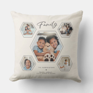 Galerij met familietraditie van tien fotonamen in  kussen