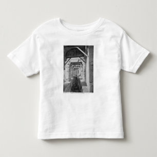 Galerijen op de vloer en de eerste kinder shirts