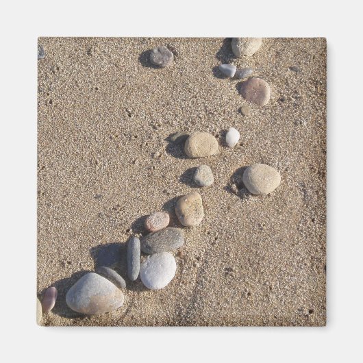 Galets Dans Le Magnet De Sable (Devant)
