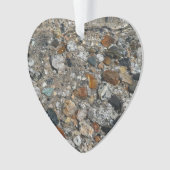 Galets de granit dans le lac Tenaya à Yosemite (devant)