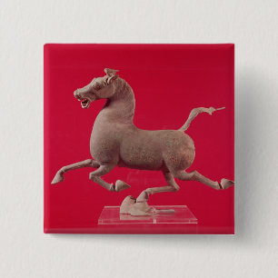 Galloping horse with one Hoof Resting on a Vierkante Button 5,1 Cm