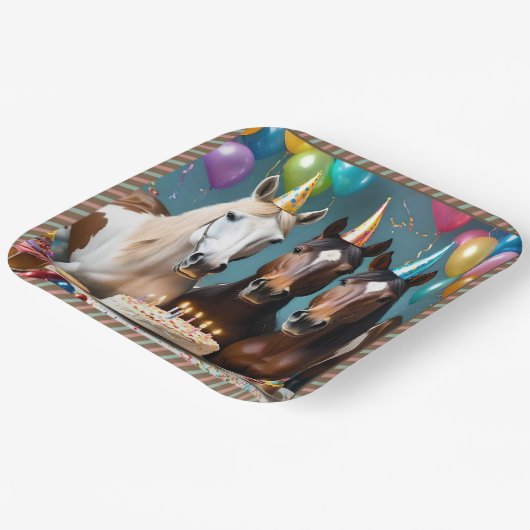Galloping In Fun: Een Paard Verjaardagsviering Papieren Bordje (Gebogen)