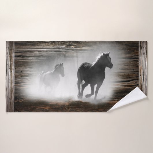 Galloping Wild Horses (Serviette de bain)
