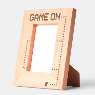 Game on gegraveerde lijstjes