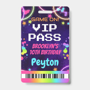 Game On VIP-pas voor Meiden Arcade-feestje Badge