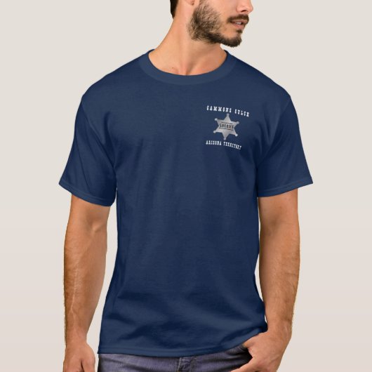 Gammons Gulch Sheriffs Badge Mannen-shirt met zijw T-shirt (Voorkant)