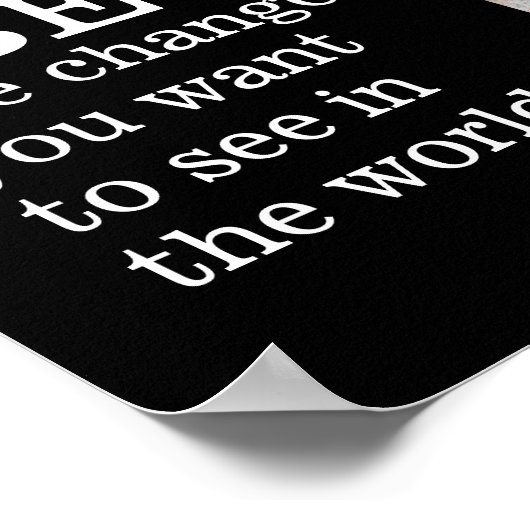 Gandhi citeert de verandering in zwart-wit poster (Hoek)